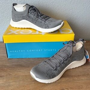 Aetrex Women's Gray Athletic Shoes